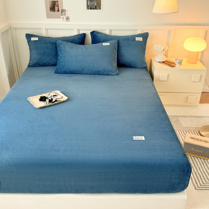 91家纺网 家纺一手货源 找家纺 （总）眠博士 2025新款A类华夫格剪花牛奶绒床笠