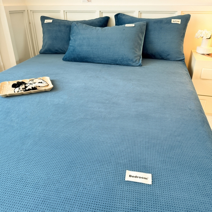 91家纺网 家纺一手货源 找家纺 （总）眠博士 2025新款A类华夫格剪花牛奶绒床笠