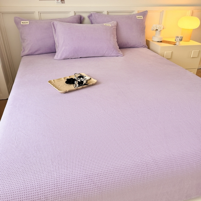 91家纺网 家纺一手货源 找家纺 眠博士 2025新款A类华夫格剪花牛奶绒床笠 剪花床笠-紫色