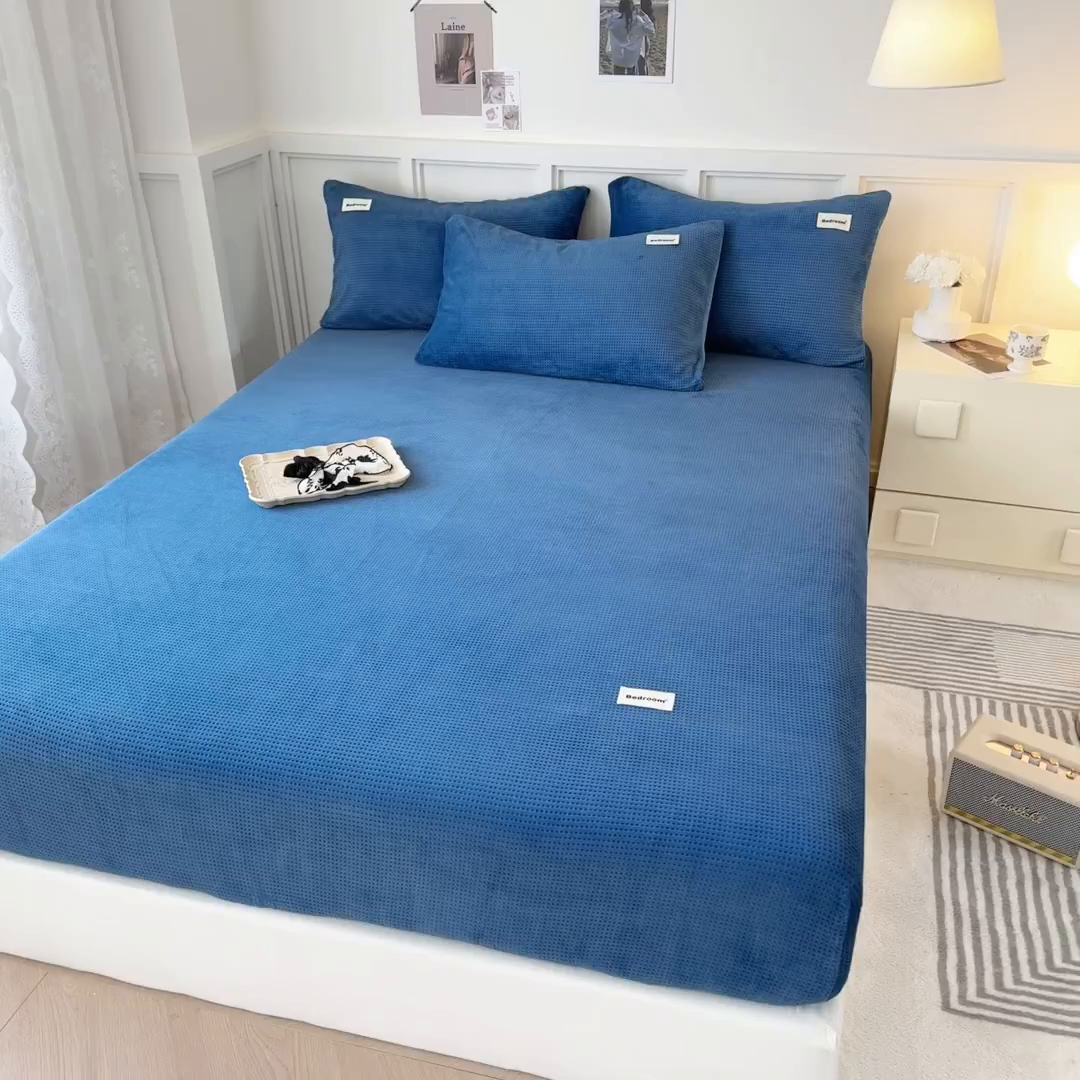 91家纺网 家纺一手货源 找家纺 （总）眠博士 2025新款A类华夫格剪花牛奶绒床笠