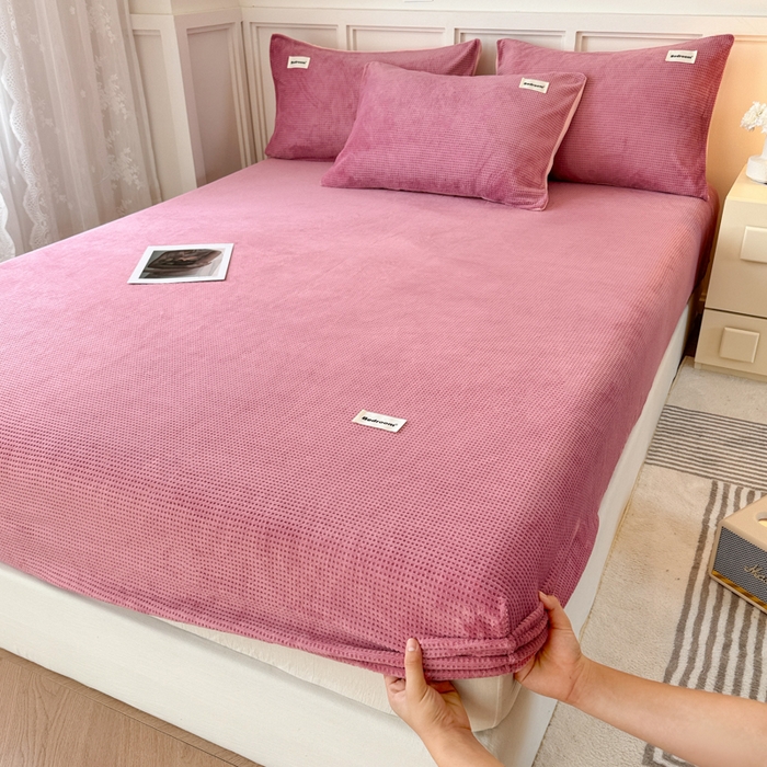 91家纺网 家纺一手货源 找家纺 眠博士 2025新款A类华夫格剪花牛奶绒床笠 剪花床笠-豆沙