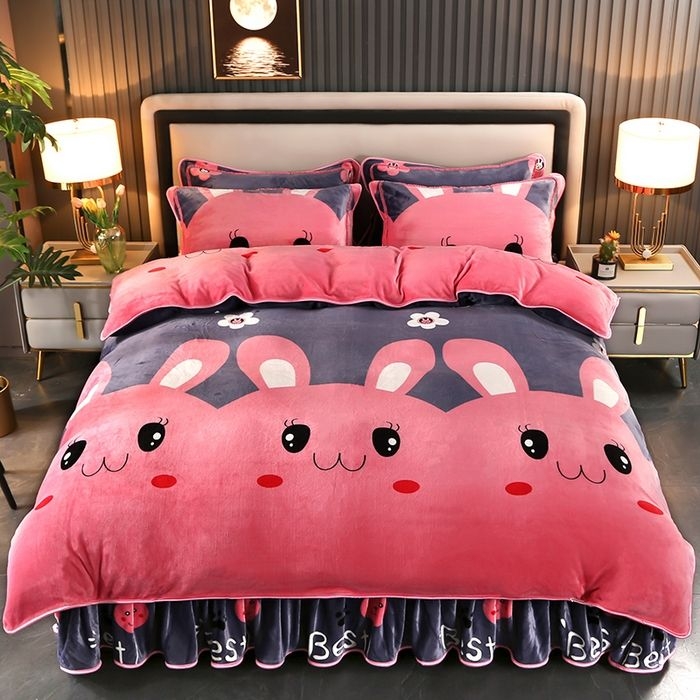 91家纺网 家纺一手货源 找家纺 （总）绒品壹家 2025新款电商直播爆款高克重7斤牛奶绒金貂绒印花床裙款三件套四件套