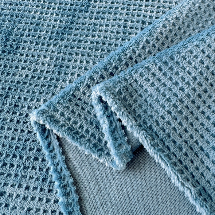 91家纺网 家纺一手货源 找家纺 （总）眠博士 2025新款A类华夫格剪花牛奶绒床单多功能盖毯