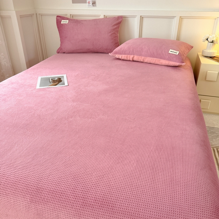 91家纺网 家纺一手货源 找家纺 眠博士 2025新款A类华夫格剪花牛奶绒床单多功能盖毯 剪花床单-豆沙