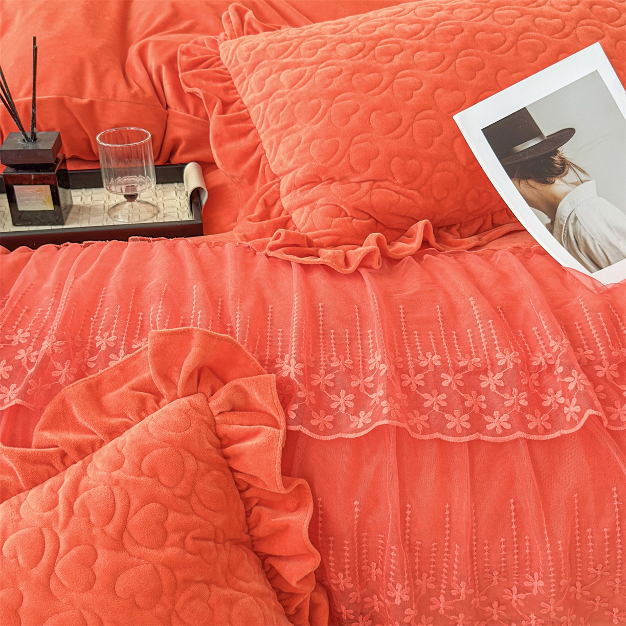 91家纺网 家纺一手货源 找家纺 （总）恒爱家纺 2025新款宝宝绒紫陌听雪床裙款四件套终版