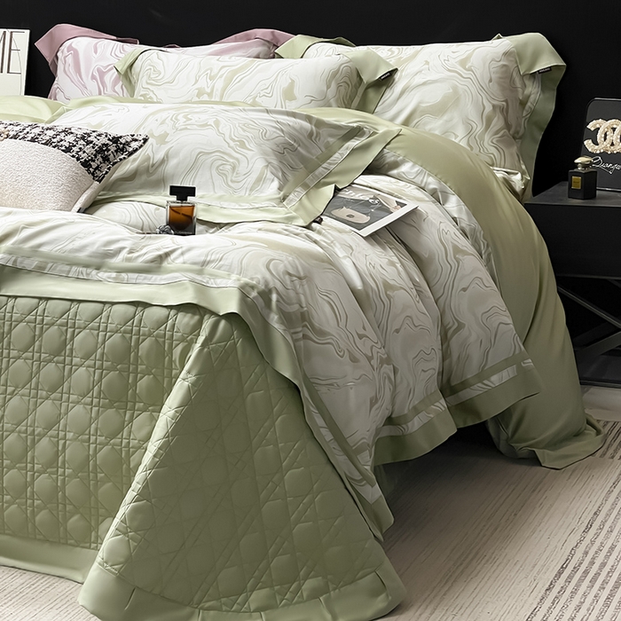 91家纺网 家纺一手货源 找家纺 2025新款高端A类长绒棉夹棉床盖床笠四件套全棉纯棉纯色绗绣四季款保护罩高级感床上用品 时漫-叶繁绿