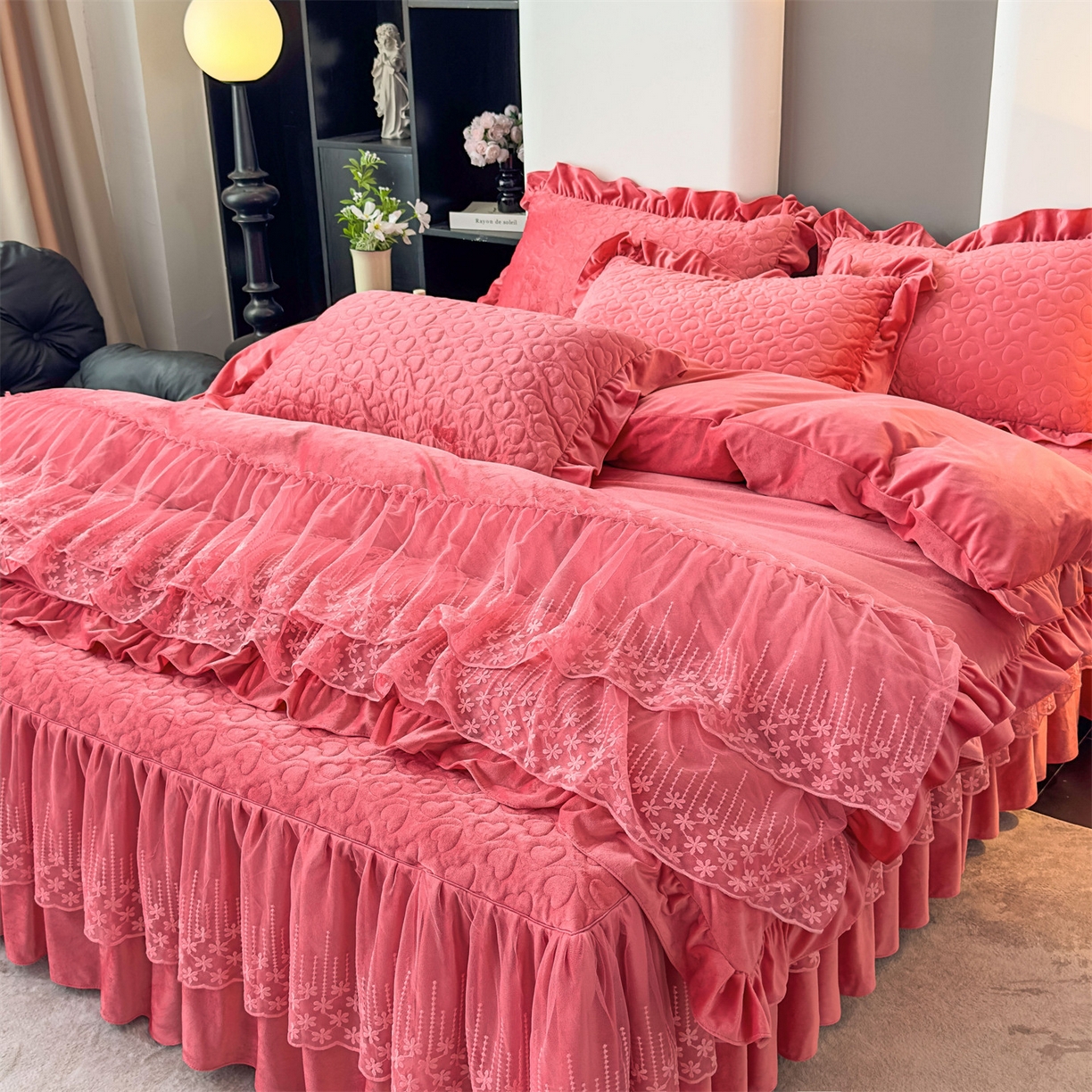 恒爱家纺 2025新款宝宝绒紫陌听雪床裙款四件套终版 浅豆沙