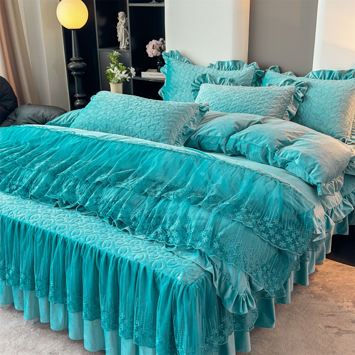 恒爱家纺 2025新款宝宝绒紫陌听雪床裙款四件套终版 浅灰蓝