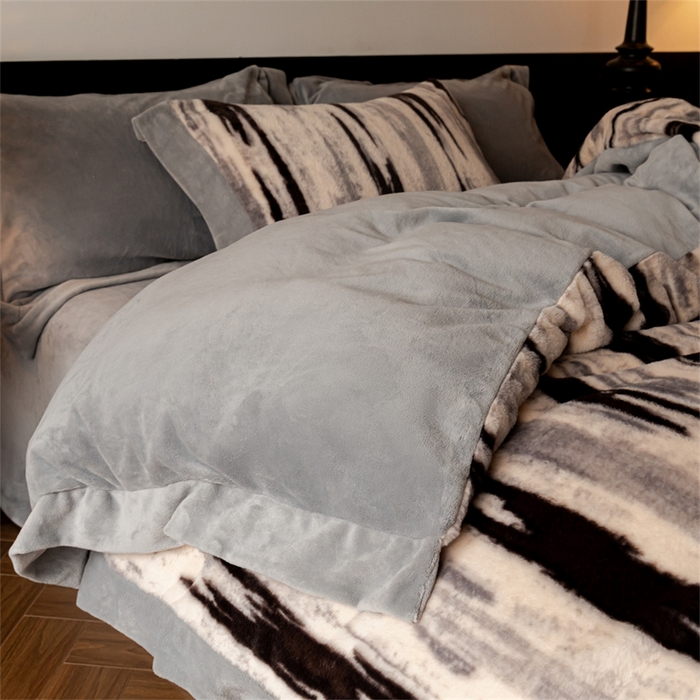 91家纺网 家纺一手货源 找家纺 启程家纺 2025新款A类加厚兔毛220克牛奶绒拼角四件套 赫本