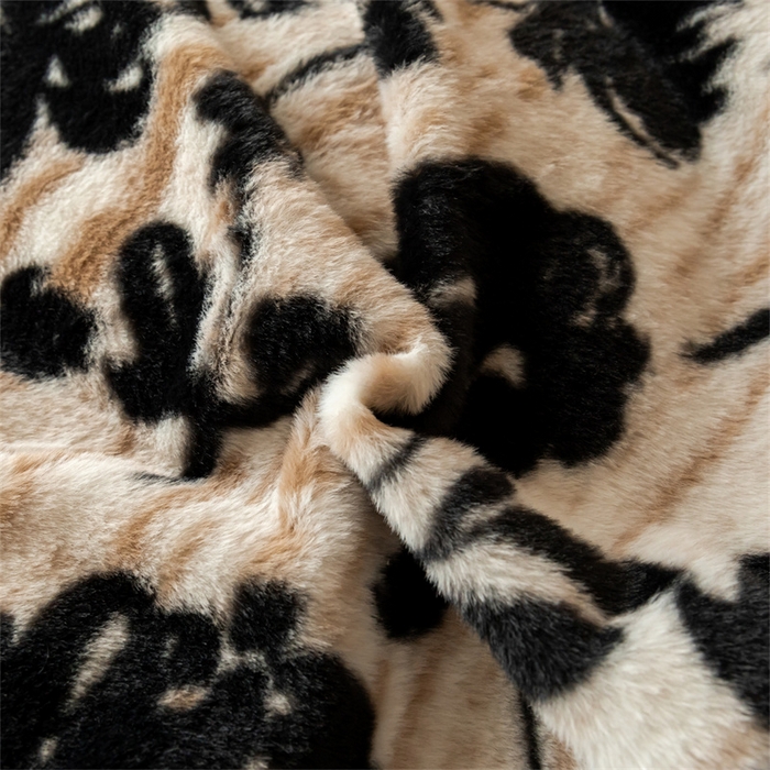 91家纺网 家纺一手货源 找家纺 启程家纺 2025新款A类加厚兔毛220克牛奶绒拼角四件套 简爱