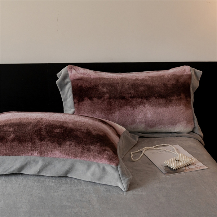 91家纺网 家纺一手货源 找家纺 启程家纺 2025新款A类加厚兔毛220克牛奶绒拼角四件套 觅森-紫