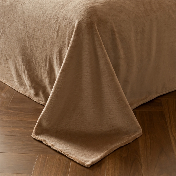 91家纺网 家纺一手货源 找家纺 启程家纺 2025新款A类加厚兔毛220克牛奶绒拼角四件套 野趣-咖