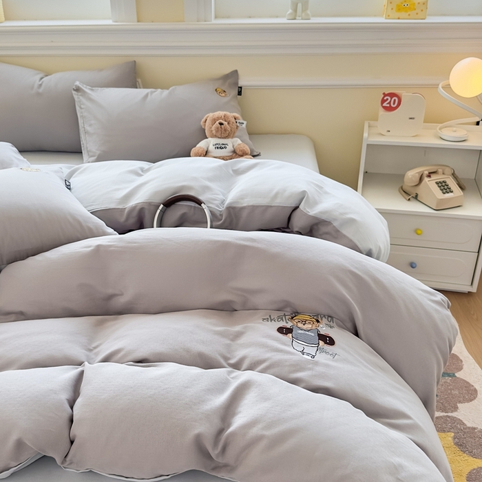 91家纺网 家纺一手货源 找家纺 泰迪爱兰Teddy ISLAND 2025新款轻奢全棉双层纱绣花四件套 天空灰+海盐蓝