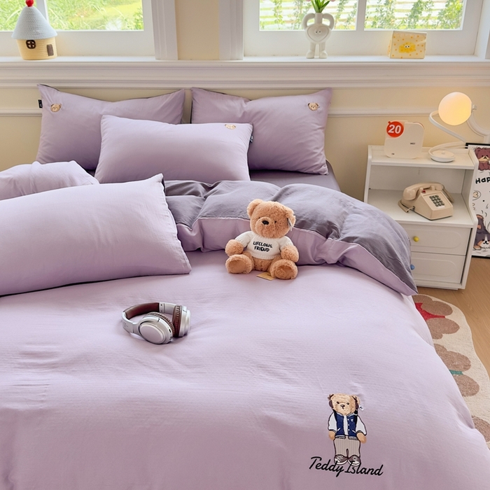 91家纺网 家纺一手货源 找家纺 泰迪爱兰Teddy ISLAND 2025新款轻奢全棉双层纱绣花四件套 风信紫+深紫 