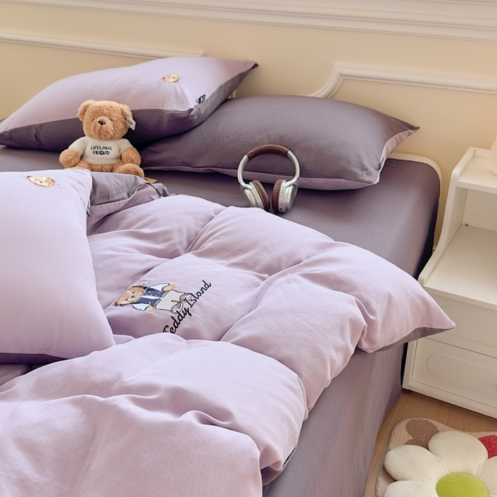 91家纺网 家纺一手货源 找家纺 泰迪爱兰Teddy ISLAND 2025新款轻奢全棉双层纱绣花四件套 风信紫+深紫 