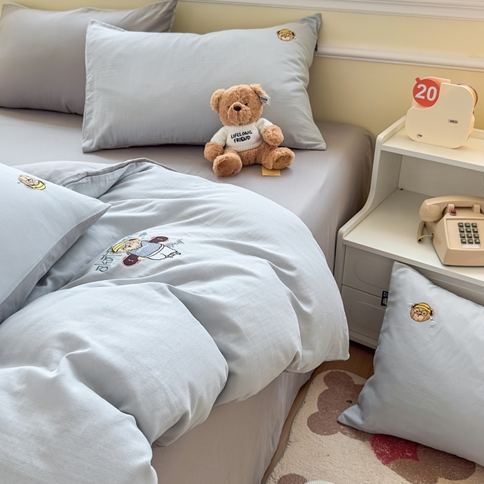 91家纺网 家纺一手货源 找家纺 泰迪爱兰Teddy ISLAND 2025新款轻奢全棉双层纱绣花四件套 海盐蓝+天空灰