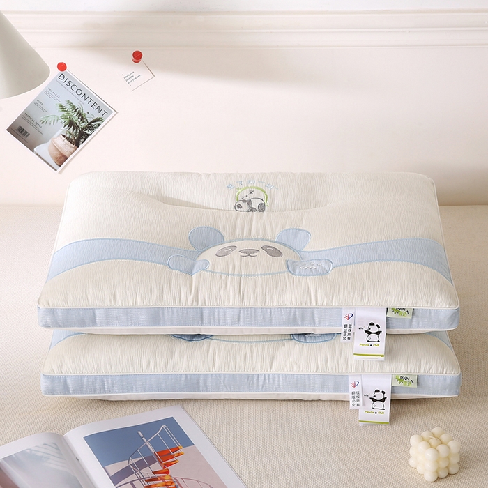 91家纺网 家纺一手货源 找家纺 金牛枕芯 2025新款枕头熊猫趴趴三色情侣系列亲肤护颈枕牵引枕头枕芯 趴趴熊-蓝