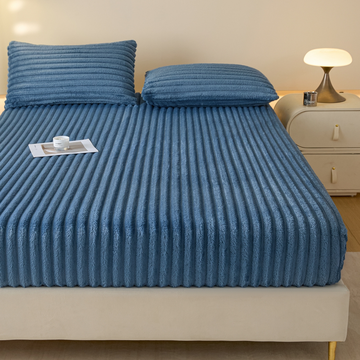 91家纺网 家纺一手货源 找家纺 蓝极人 2025新款兔毛绒大抽条床笠单品床笠床笠单件（跨境可供） 抽条-床笠孔雀蓝