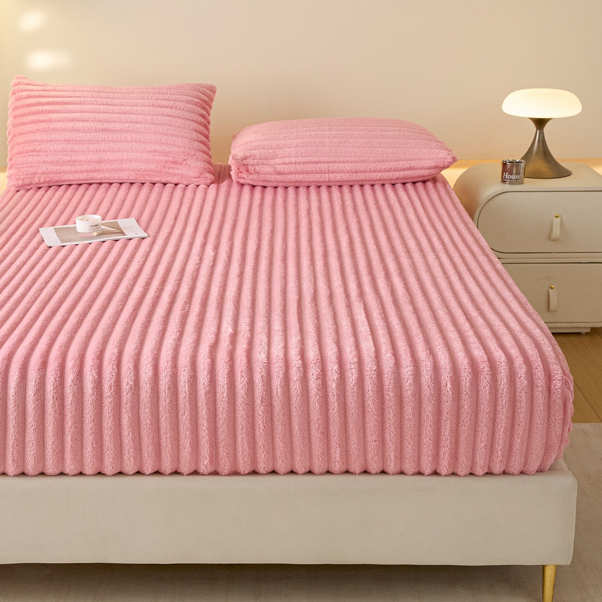 91家纺网 家纺一手货源 找家纺 蓝极人 2025新款兔毛绒大抽条床笠单品床笠床笠单件（跨境可供） 抽条-床笠浅粉