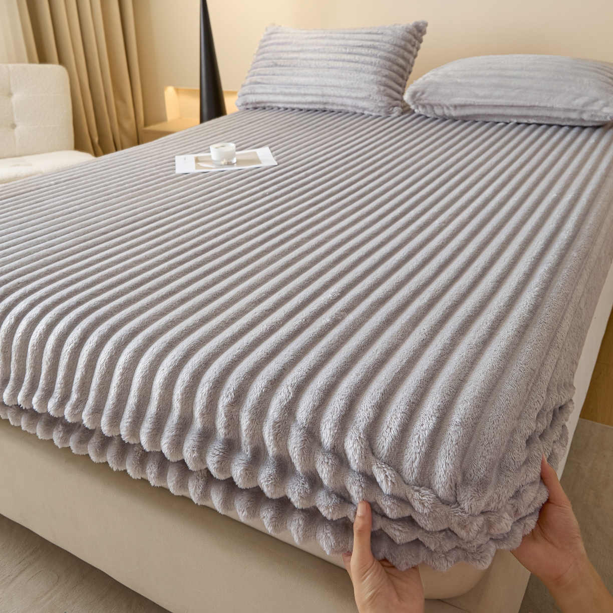 91家纺网 家纺一手货源 找家纺 蓝极人 2025新款兔毛绒大抽条床笠单品床笠床笠单件（跨境可供） 抽条-床笠浅灰