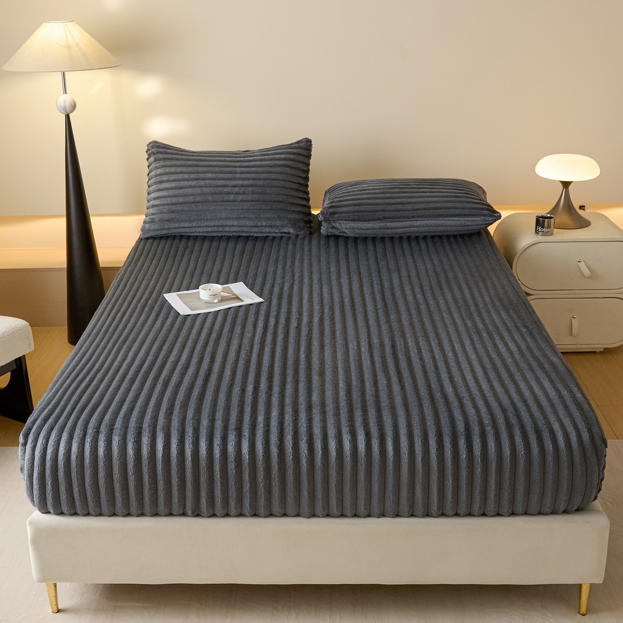 91家纺网 家纺一手货源 找家纺 蓝极人 2025新款兔毛绒大抽条床笠单品床笠床笠单件（跨境可供） 抽条-床笠深灰