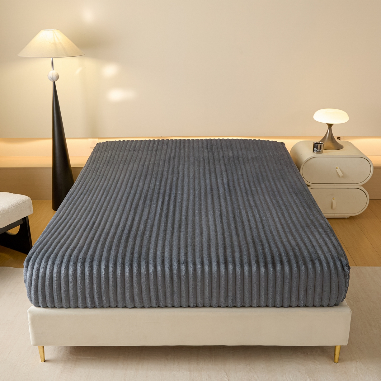 91家纺网 家纺一手货源 找家纺 蓝极人 2025新款兔毛绒大抽条床笠单品床笠床笠单件（跨境可供） 抽条-床笠深灰