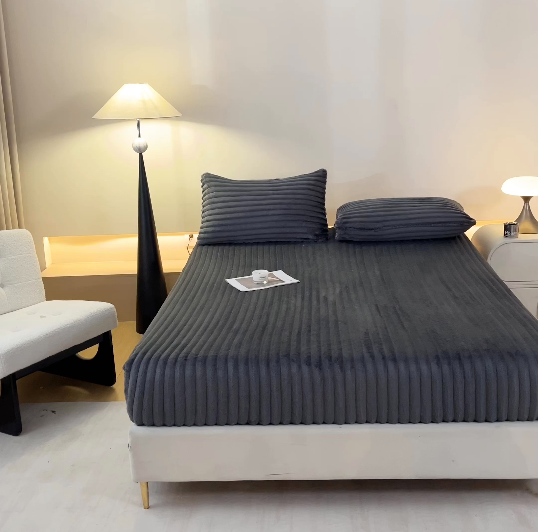 91家纺网 家纺一手货源 找家纺 蓝极人 2025新款兔毛绒大抽条床笠单品床笠床笠单件（跨境可供） 抽条-床笠深灰