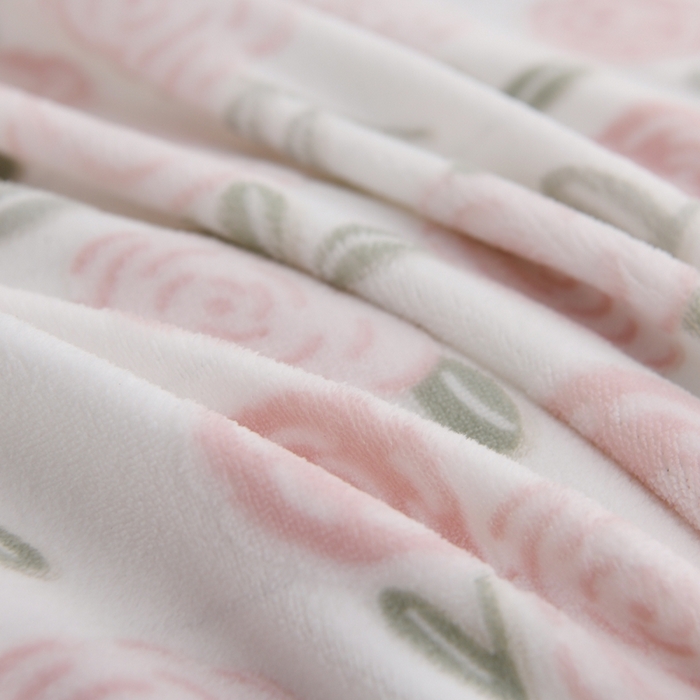 91家纺网 家纺一手货源 找家纺 德比尔斯  2025新款韩版白色花边雕花烂花牛奶绒四件套 艾莎粉