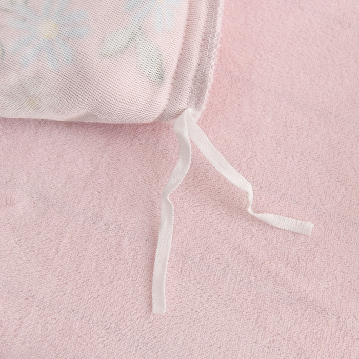 91家纺网 家纺一手货源 找家纺 德比尔斯  2025新款韩版白色花边雕花烂花牛奶绒四件套 安妮粉