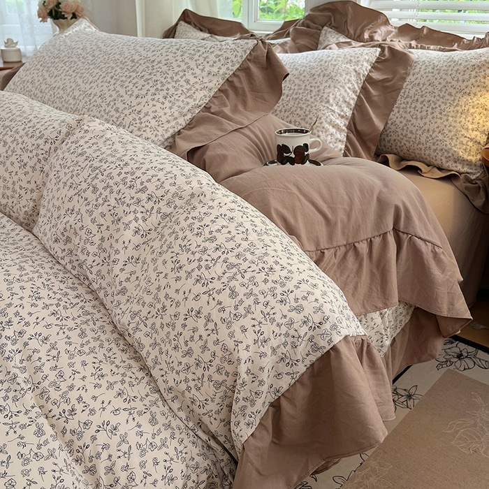 91家纺网 家纺一手货源 找家纺 梦舒羽 2025新款水洗珍珠棉花边四件套学生宿舍套件复古风四件套 柏林梦境-咖