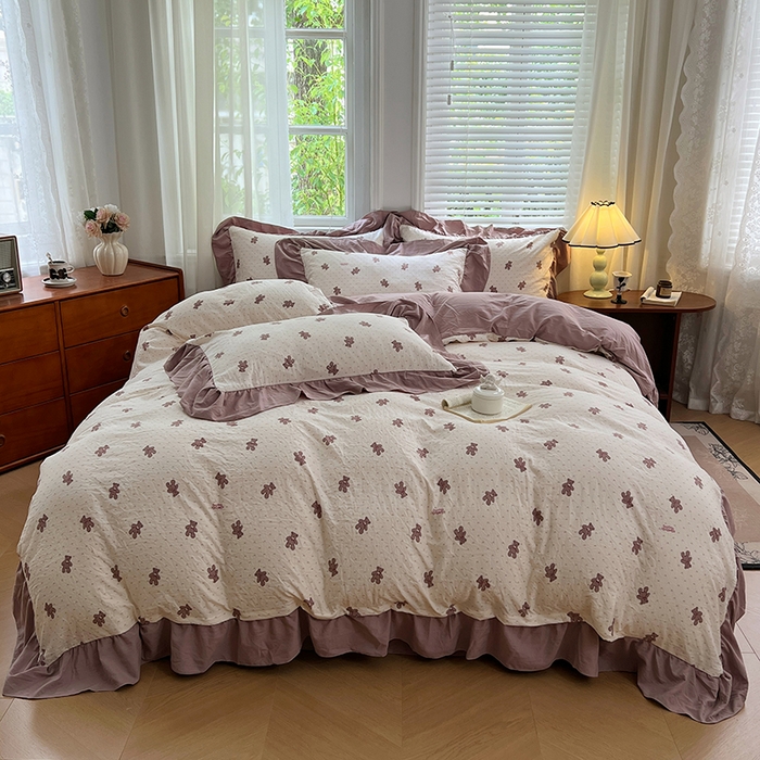 91家纺网 家纺一手货源 找家纺 梦舒羽 2025新款水洗珍珠棉花边四件套学生宿舍套件复古风四件套 童话镇