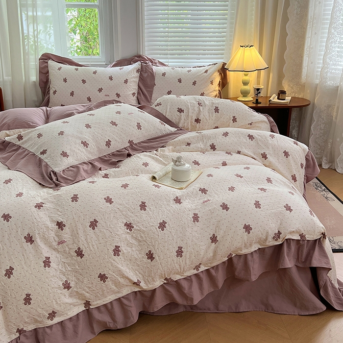 91家纺网 家纺一手货源 找家纺 梦舒羽 2025新款水洗珍珠棉花边四件套学生宿舍套件复古风四件套 童话镇