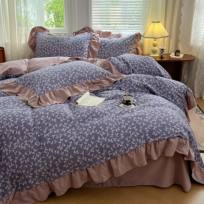 91家纺网 家纺一手货源 找家纺 梦舒羽 2025新款水洗珍珠棉花边四件套学生宿舍套件复古风四件套 紫藤花语