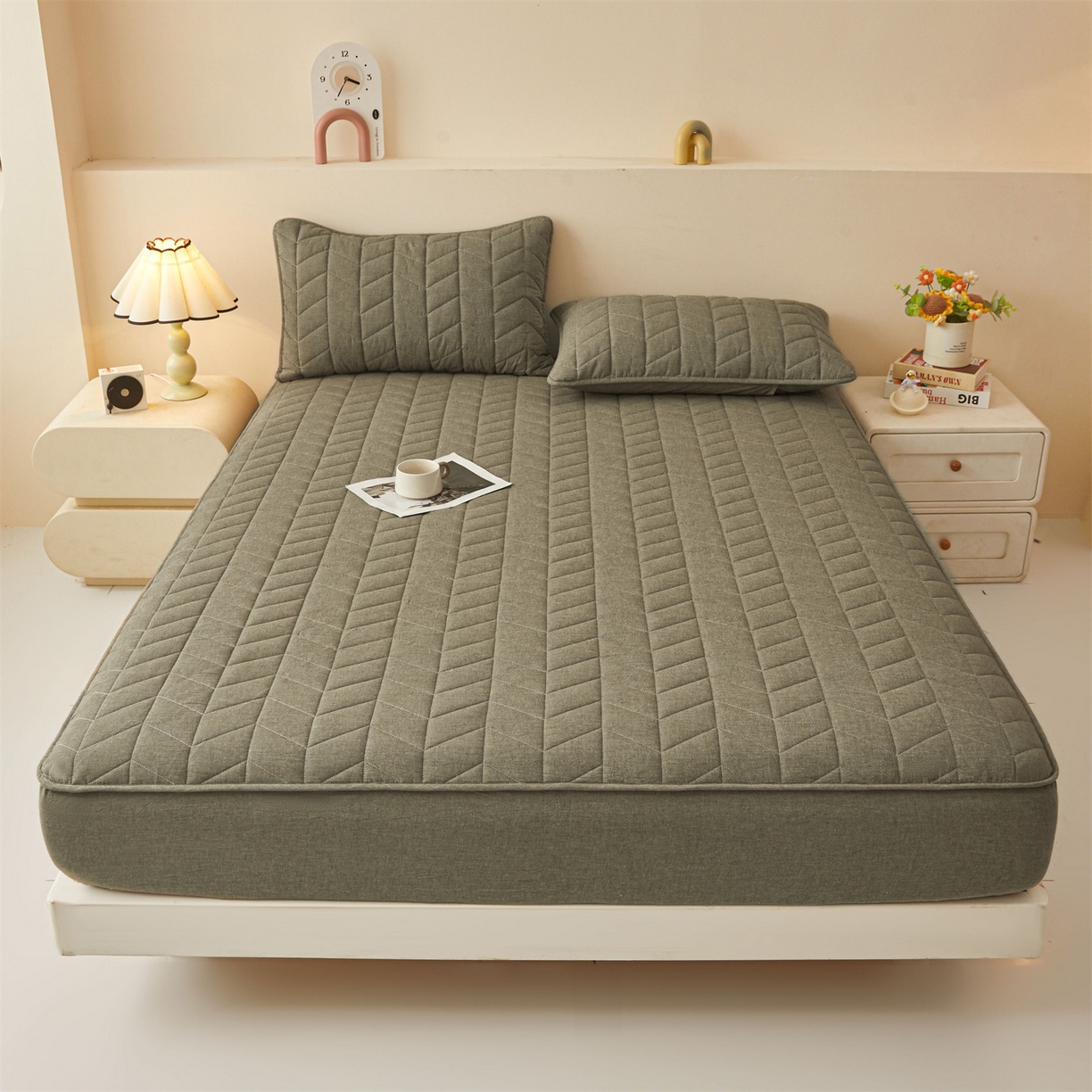 91家纺网 家纺一手货源 找家纺 （总）优眠坊 2025新品全棉色织水洗棉纯棉夹棉抗菌绗缝床笠-幻格系列