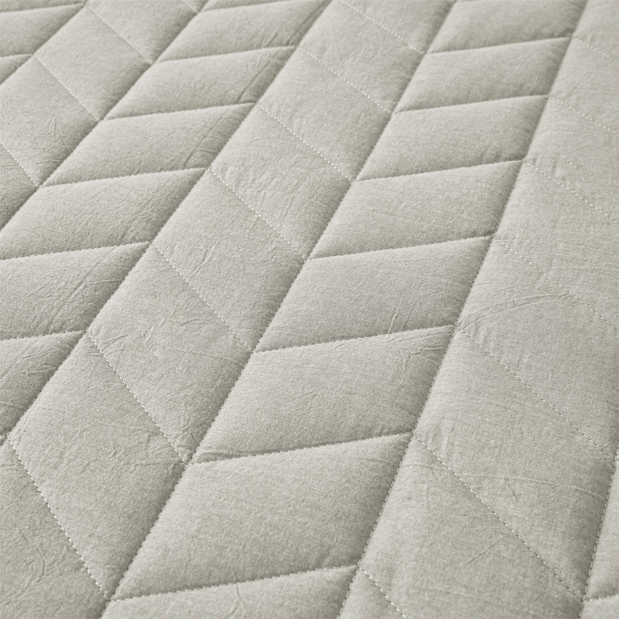 91家纺网 家纺一手货源 找家纺 优眠坊 2025新品全棉色织水洗棉纯棉夹棉抗菌绗缝床笠-幻格系列 幻格-幻影灰