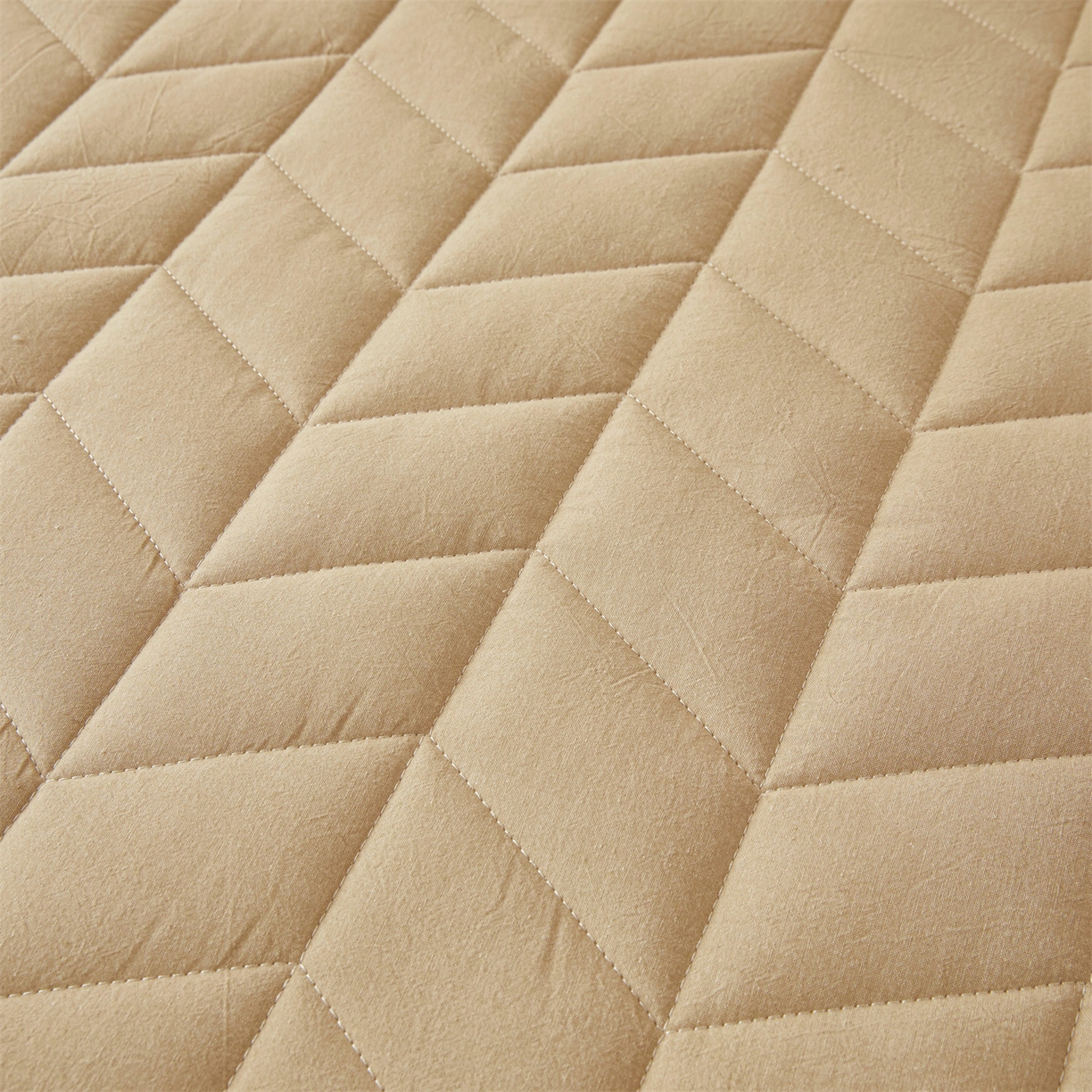 91家纺网 家纺一手货源 找家纺 优眠坊 2025新品全棉色织水洗棉纯棉夹棉抗菌绗缝床笠-幻格系列 幻格-卡其