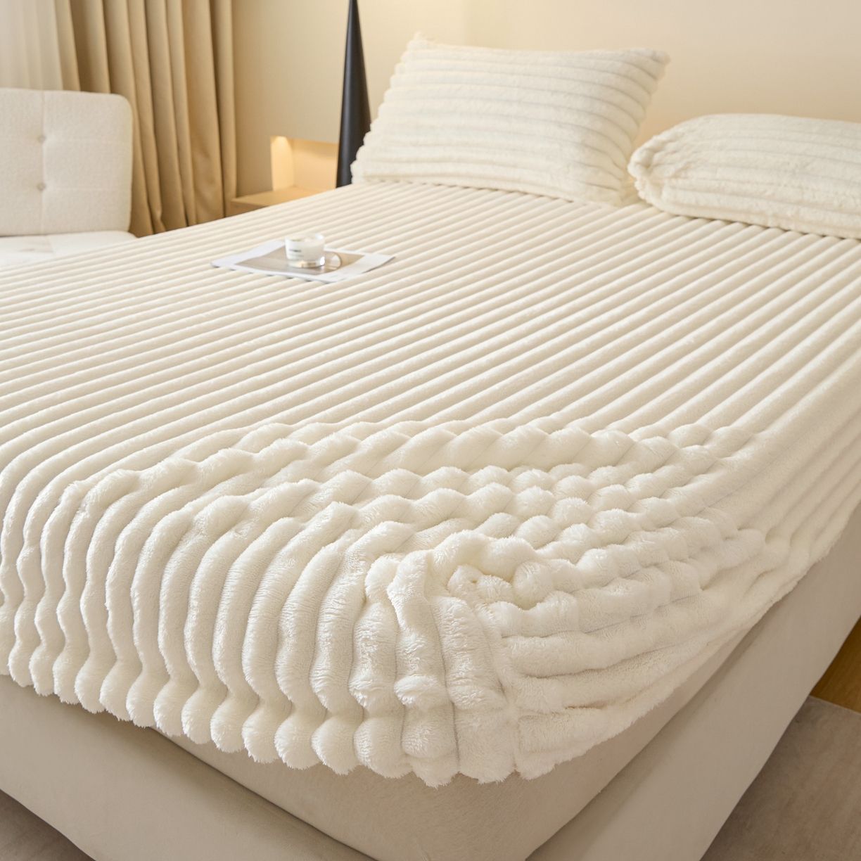 91家纺网 家纺一手货源 找家纺 （总）酱子 2025新款兔毛绒大抽条床笠单品床笠床笠单件