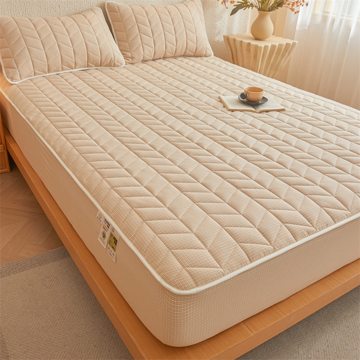 91家纺网 家纺一手货源 找家纺 优眠坊 2025新品全棉色织水洗棉纯棉夹棉抗菌绗缝床笠-幻格系列 方格-卡其