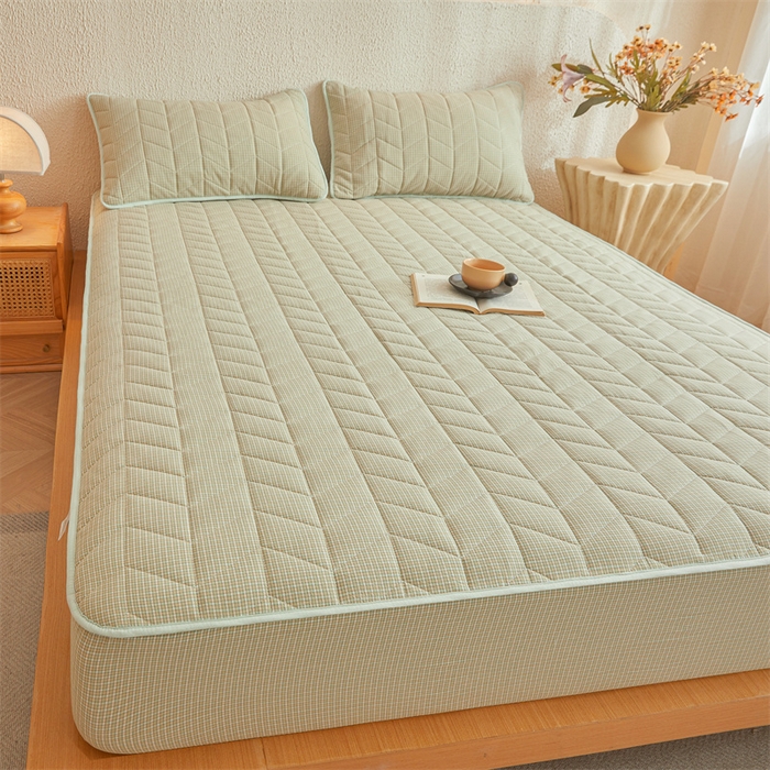 91家纺网 家纺一手货源 找家纺 优眠坊 2025新品全棉色织水洗棉纯棉夹棉抗菌绗缝床笠-幻格系列 方格-抹茶绿