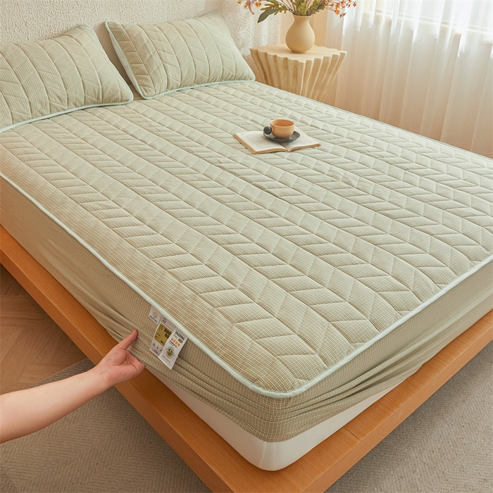 91家纺网 家纺一手货源 找家纺 优眠坊 2025新品全棉色织水洗棉纯棉夹棉抗菌绗缝床笠-幻格系列 方格-抹茶绿