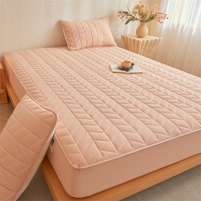 91家纺网 家纺一手货源 找家纺 优眠坊 2025新品全棉色织水洗棉纯棉夹棉抗菌绗缝床笠-幻格系列 方格-玉色