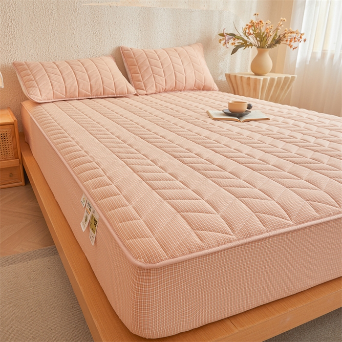 91家纺网 家纺一手货源 找家纺 优眠坊 2025新品全棉色织水洗棉纯棉夹棉抗菌绗缝床笠-幻格系列 方格-玉色