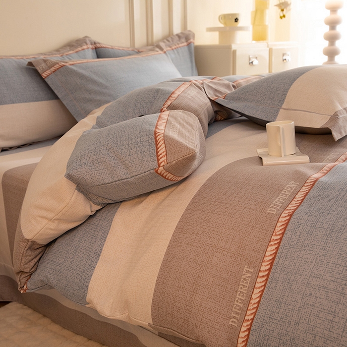 91家纺网 家纺一手货源 找家纺 简如   2025新款全棉磨毛印花四件套（有买家秀提供）波利梦条