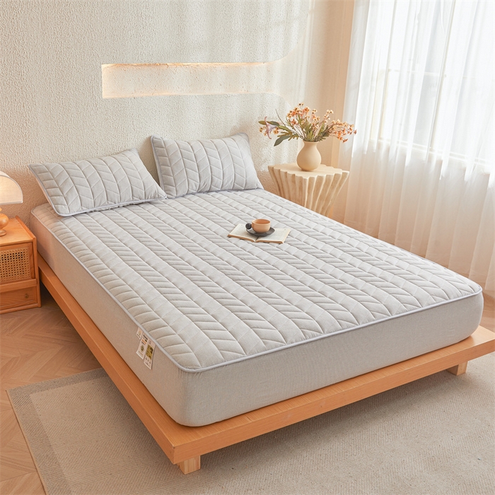 91家纺网 家纺一手货源 找家纺 优眠坊 2025新品全棉色织水洗棉纯棉夹棉抗菌绗缝床笠-幻格系列 条纹-灰