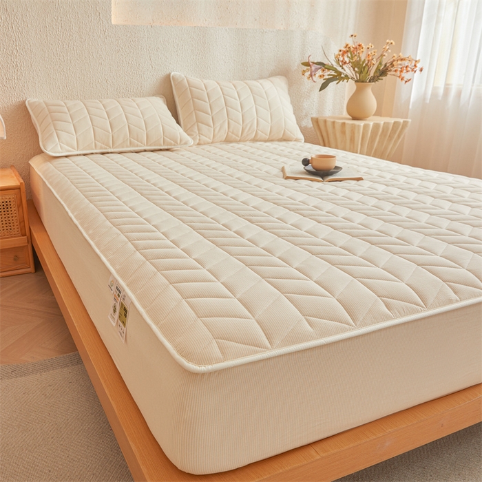 91家纺网 家纺一手货源 找家纺 优眠坊 2025新品全棉色织水洗棉纯棉夹棉抗菌绗缝床笠-幻格系列 条纹-卡其