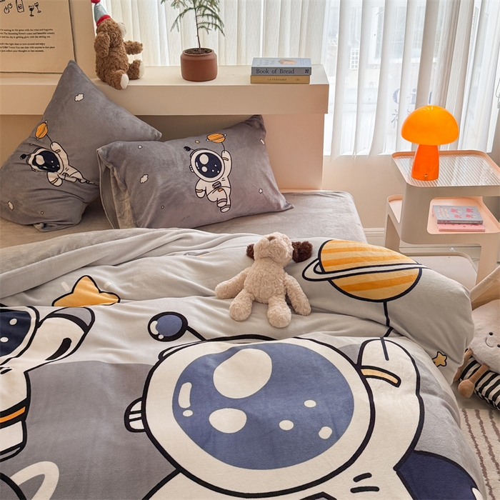 91家纺网 家纺一手货源 找家纺 （总）睡美美家纺 2025新款秋冬加厚牛奶绒大版卡通印花三件套四件套