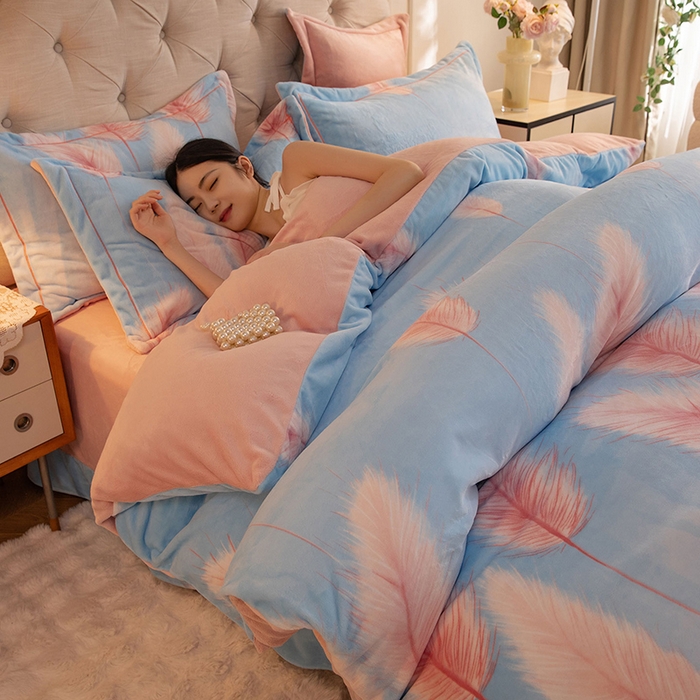 91家纺网 家纺一手货源 找家纺 简如 2025新款高克重A类印花臻棉绒牛奶绒四件套冬季加厚法莱 江边芦苇-蓝