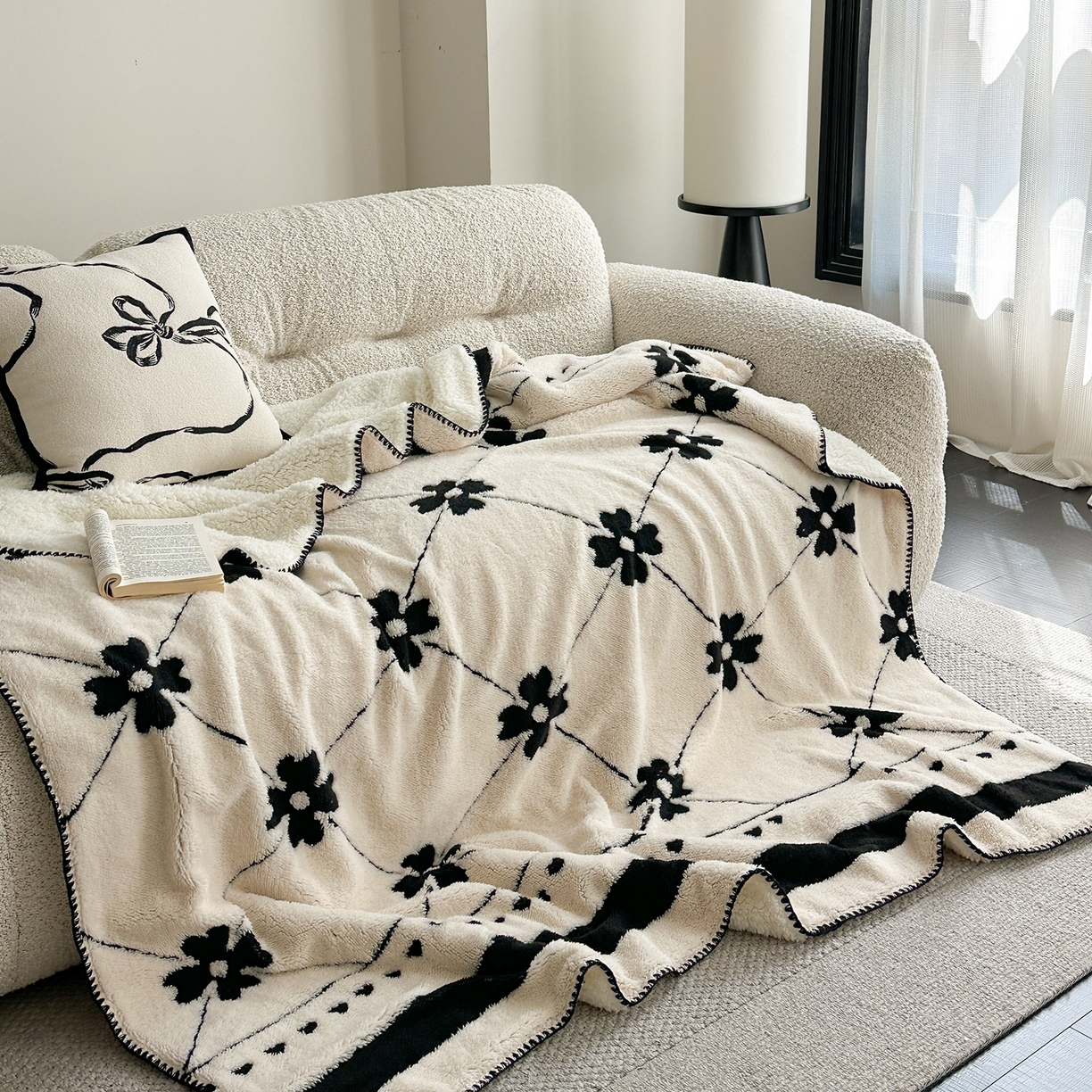 91家纺网 家纺一手货源 找家纺 繁花家居 2025新款阳离子羊羔绒毛毯毯子 墨韵花