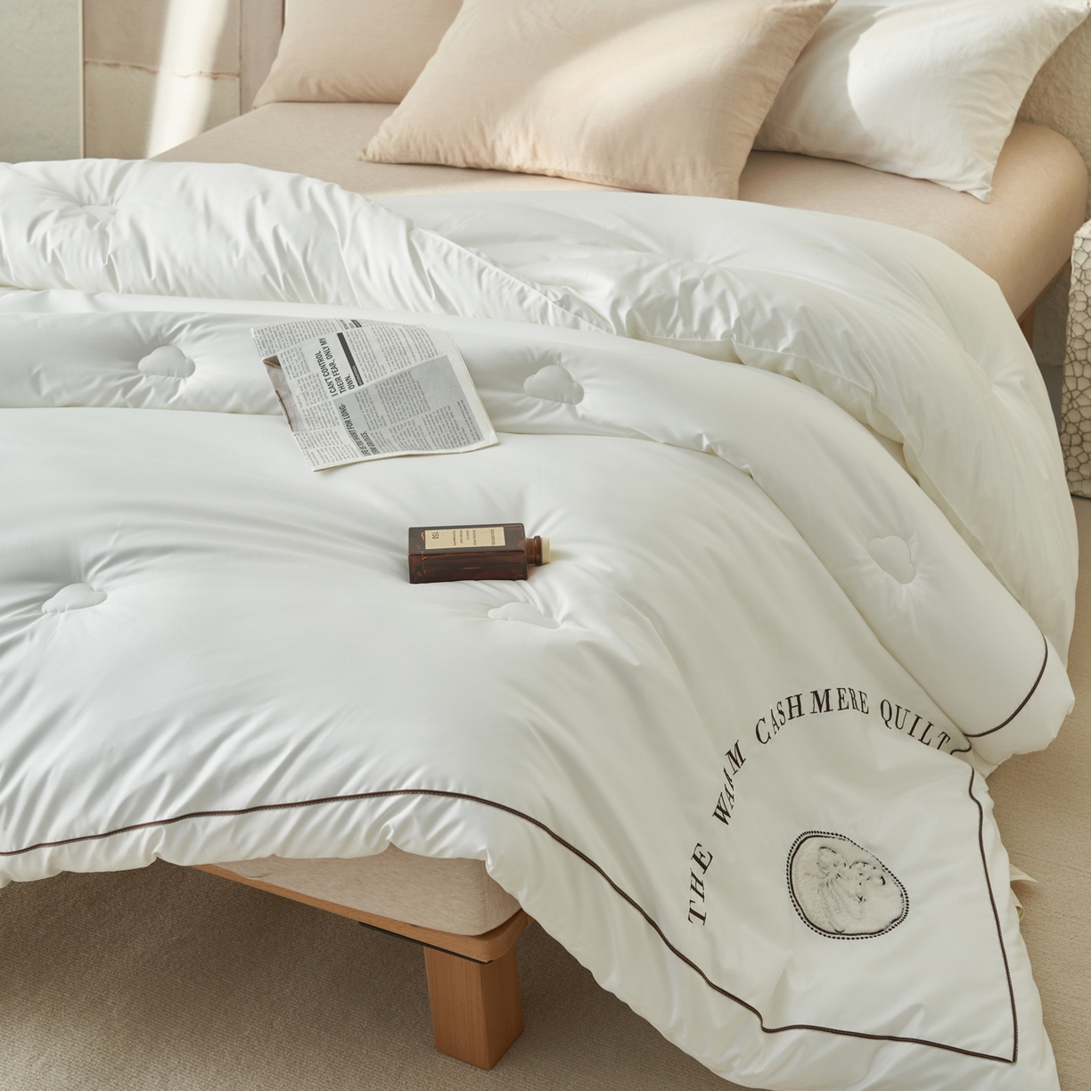 91家纺网 家纺一手货源 找家纺 子由家居 2025新款贴布绣澳洲进口羊毛被被子被芯 羊毛被-白色