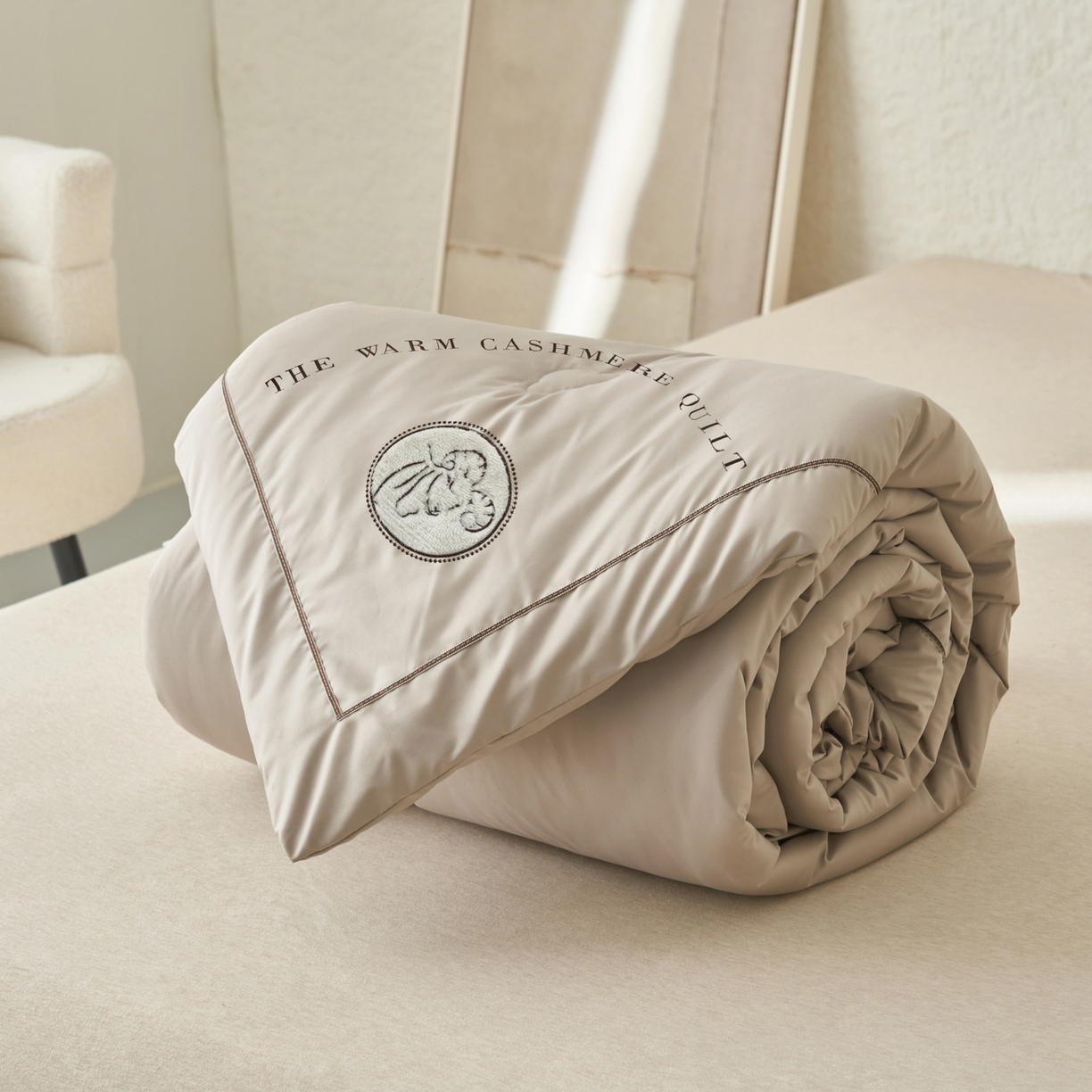 91家纺网 家纺一手货源 找家纺 子由家居 2025新款贴布绣澳洲进口羊毛被被子被芯 羊毛被-米驼